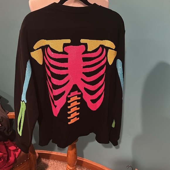 Skelly sweatshirt - Picture 2 of 6